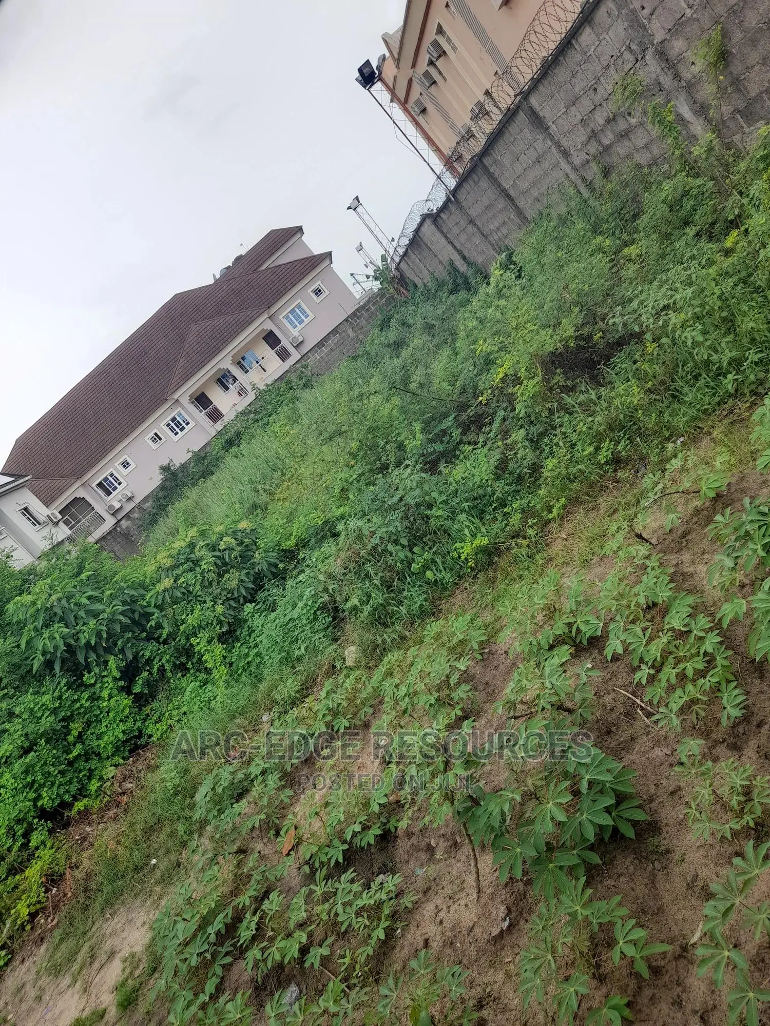 Large Full Plot of Solid and Dry Land in Lakeview Estate in Apple Junction