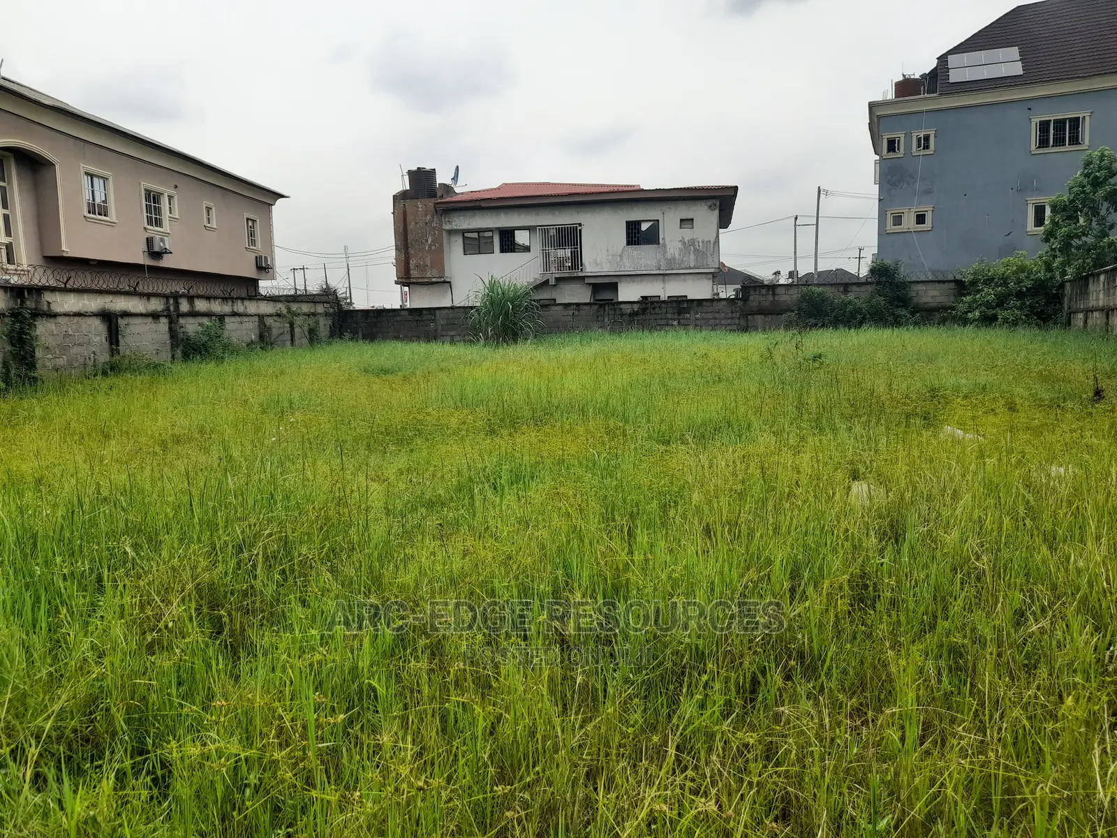 Large, Dry Full Plot of Land for Sale in Amuwo Odofin in Apple Junction