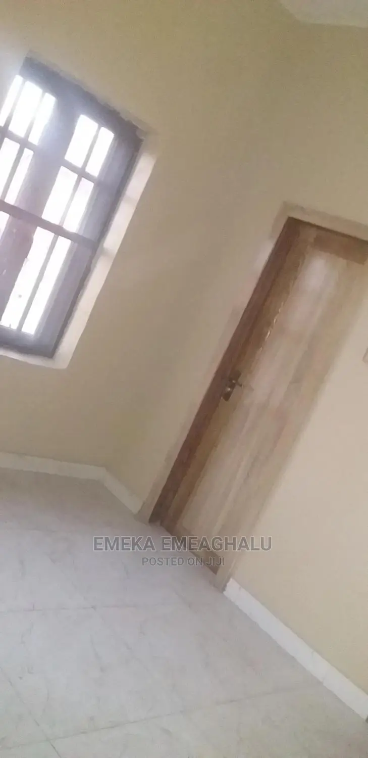 4bdrm Duplex in Off Ogui Road, Enugu for sale in Enugu