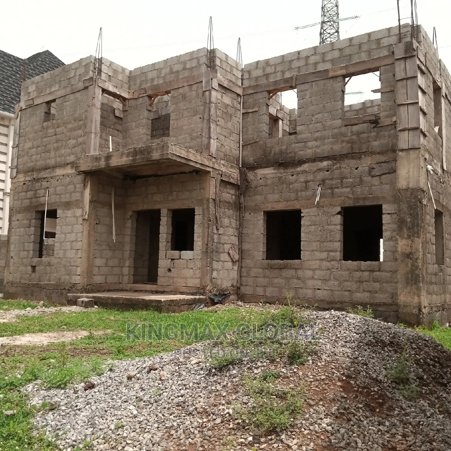 4bdrm Duplex in Sabon Lugbe for sale in Sabon Lugbe