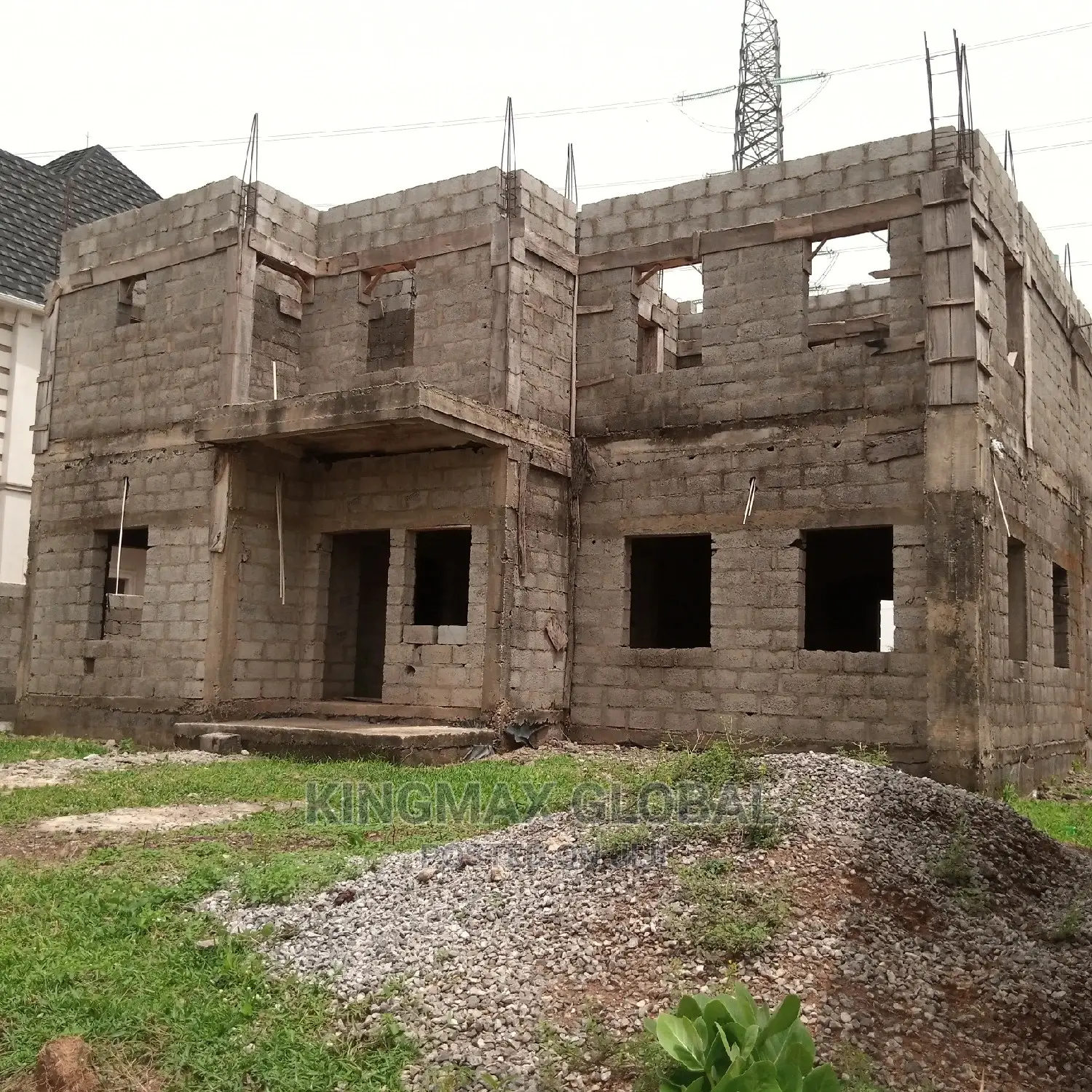 4bdrm Duplex in Sabon Lugbe for sale in Sabon Lugbe