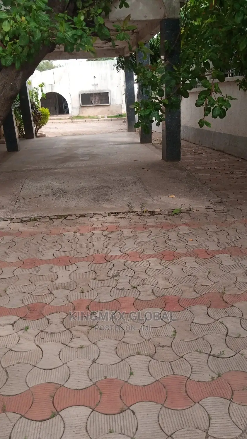 6bdrm Duplex in Wuse for sale in Wuse