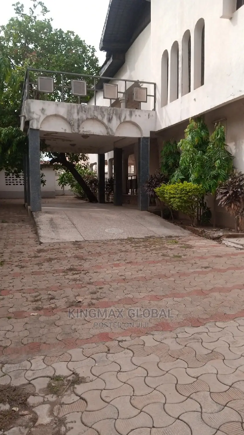 6bdrm Duplex in Wuse for sale in Wuse