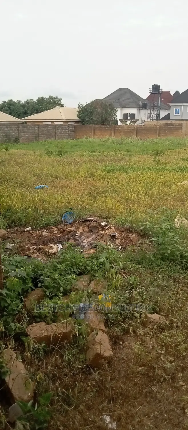 A 1910sqm of Land Urgently for Sale at Alalubosa Gra Phase 2 in Ibadan