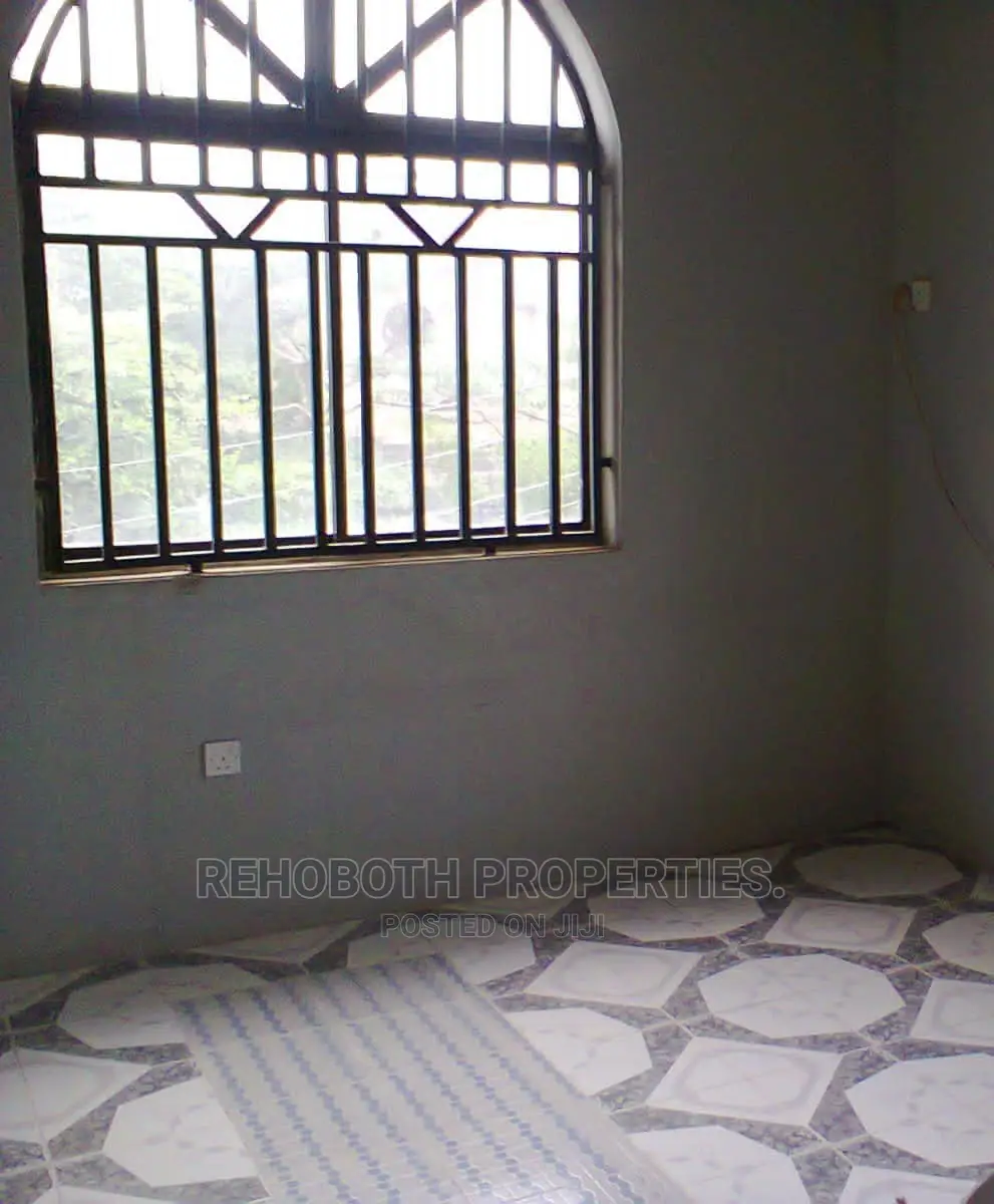 5bdrm Duplex in Oluyole, Ibadan for Rent in Ibadan