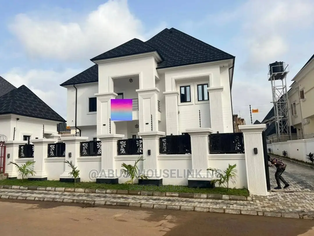 5bdrm Duplex in Efab Metropolis, Gwarinpa for sale in Gwarinpa