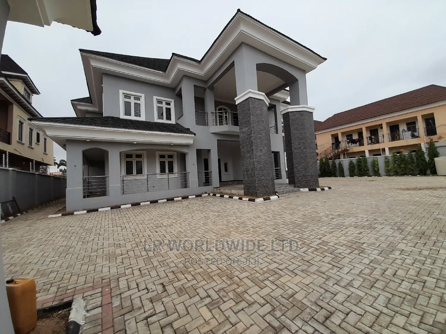 5bdrm Mansion in Gwarinpa for sale in Gwarinpa