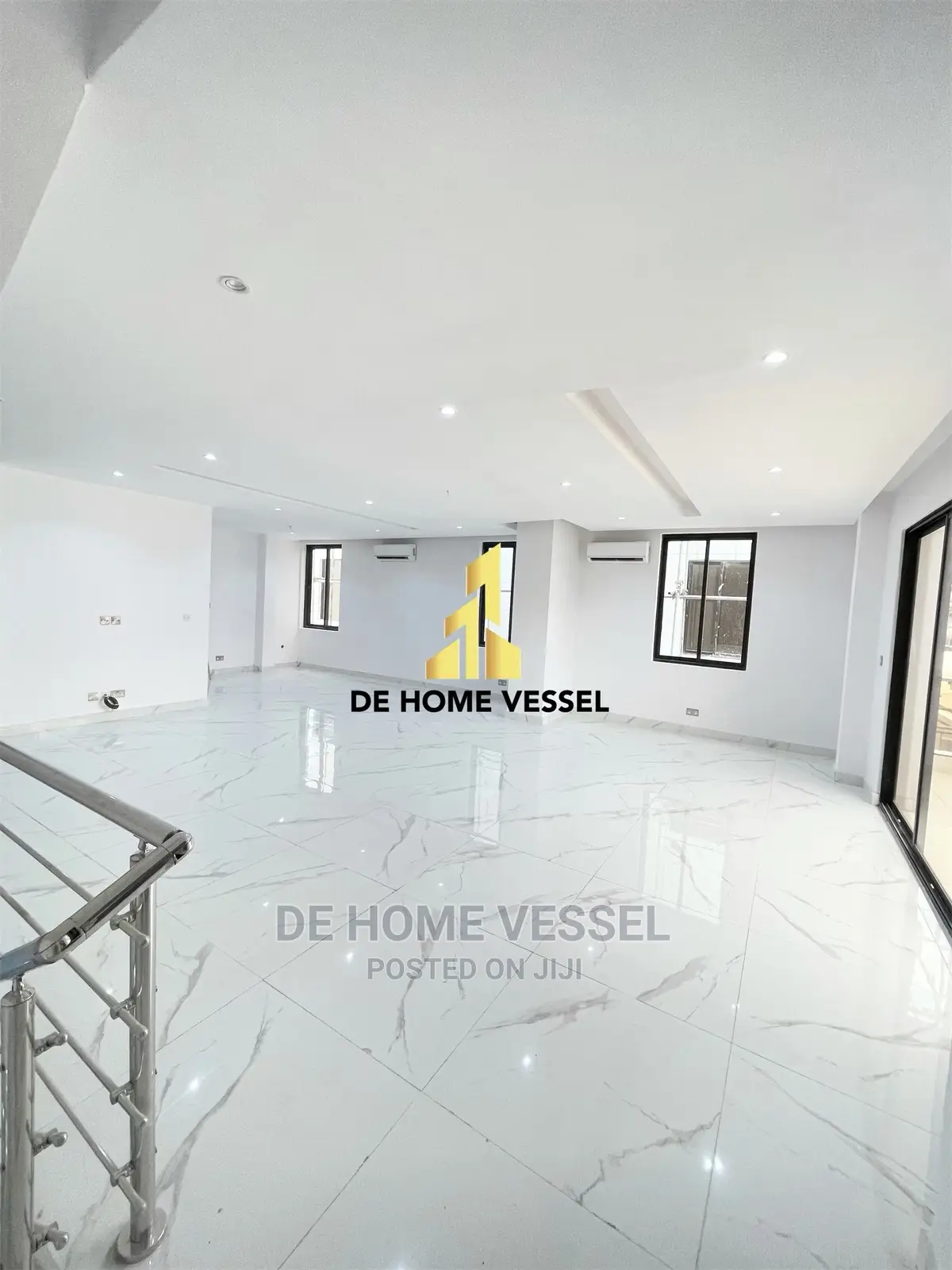 5bdrm Duplex in Ikoyi for Sale in Ikoyi