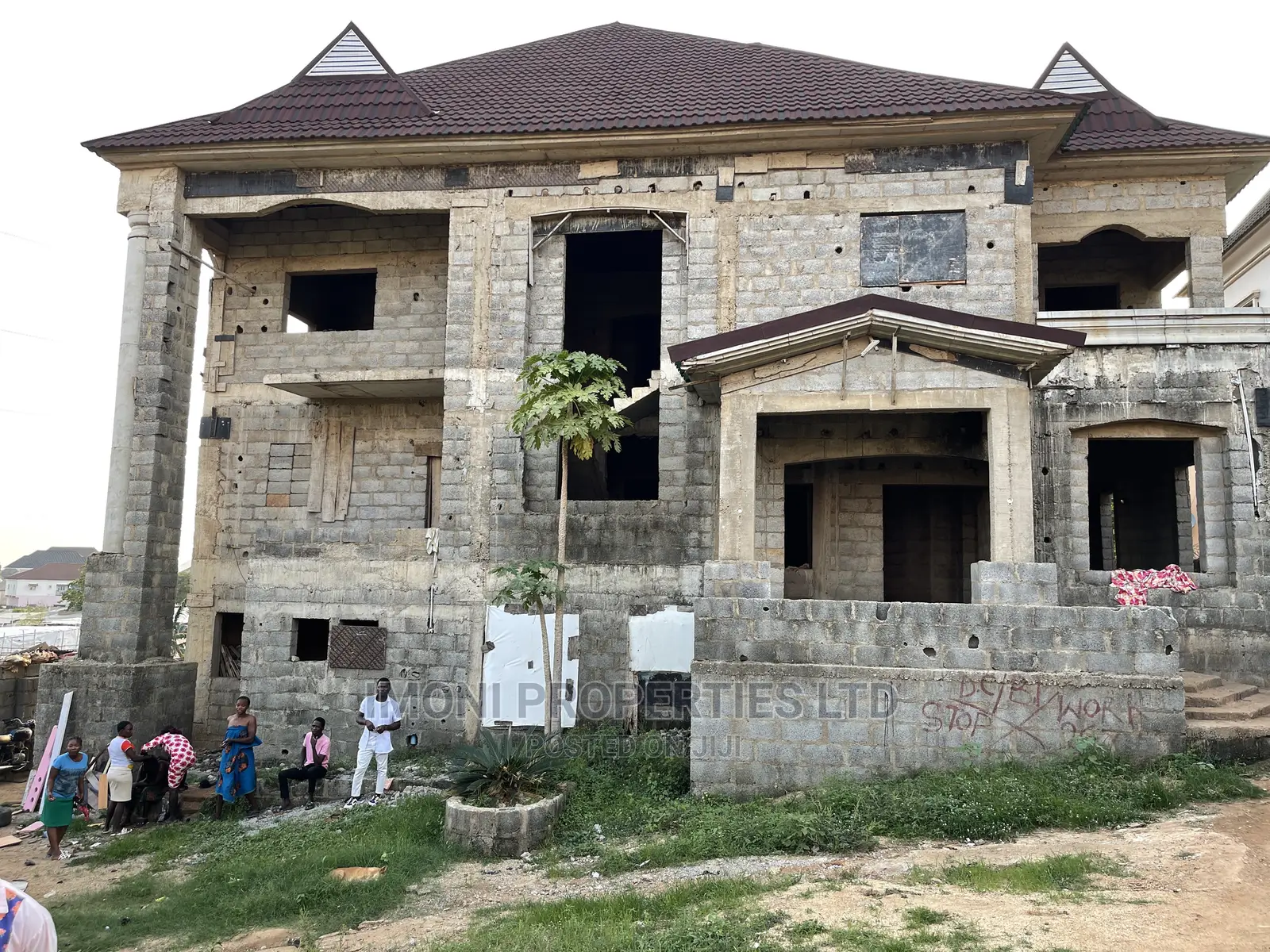 9bdrm Duplex in Dawaki, Dakwo District for Sale in Dakwo District