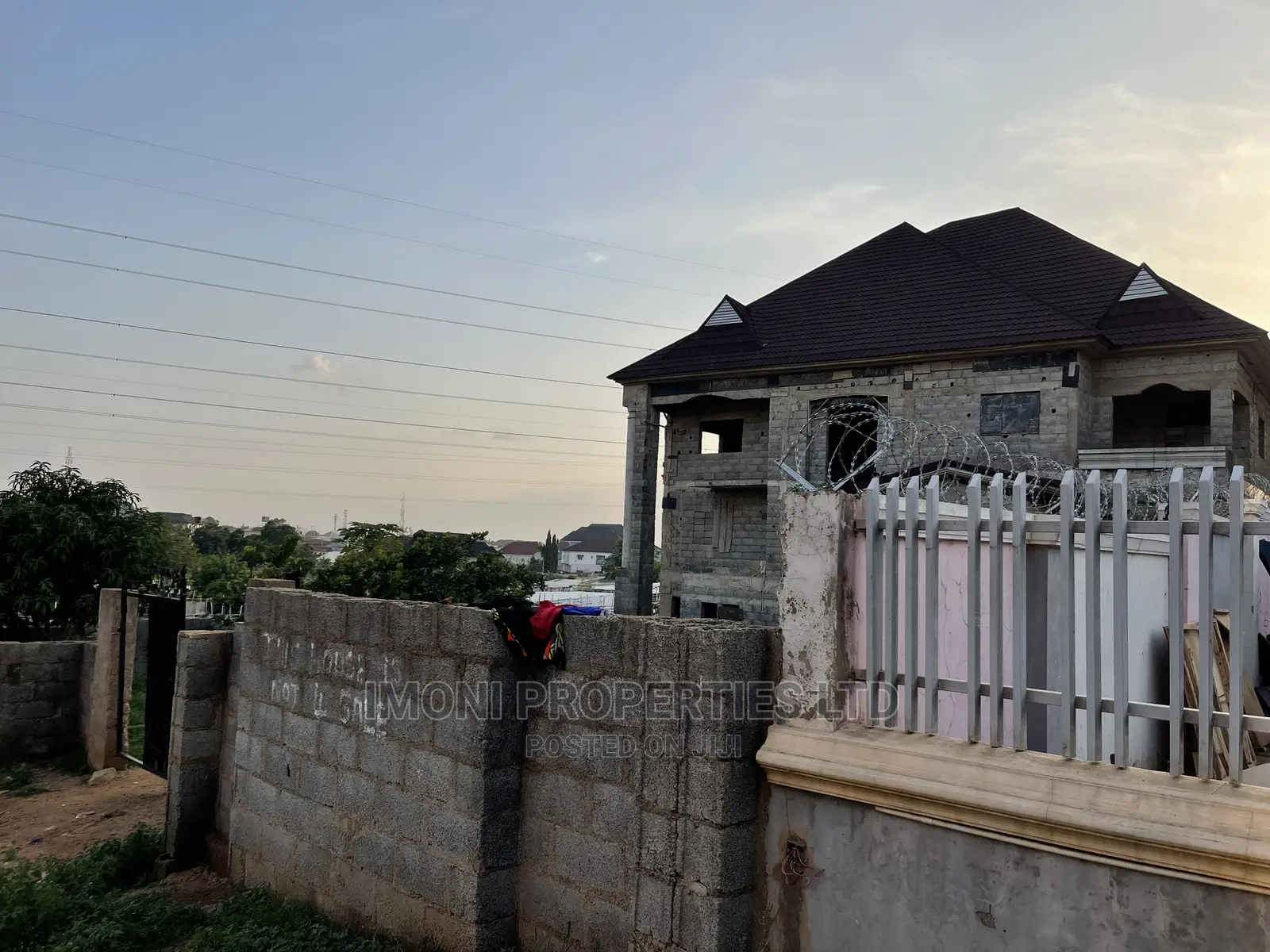 9bdrm Duplex in Dawaki, Dakwo District for Sale in Dakwo District