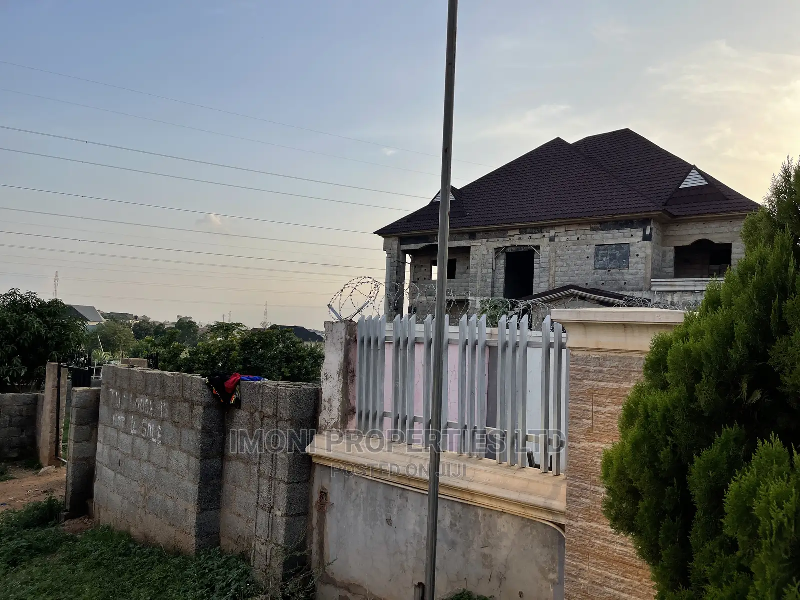 9bdrm Duplex in Dawaki, Dakwo District for Sale in Dakwo District