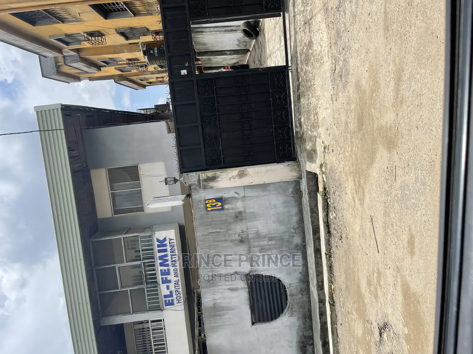 4bdrm Duplex in Surulere for Sale in Surulere