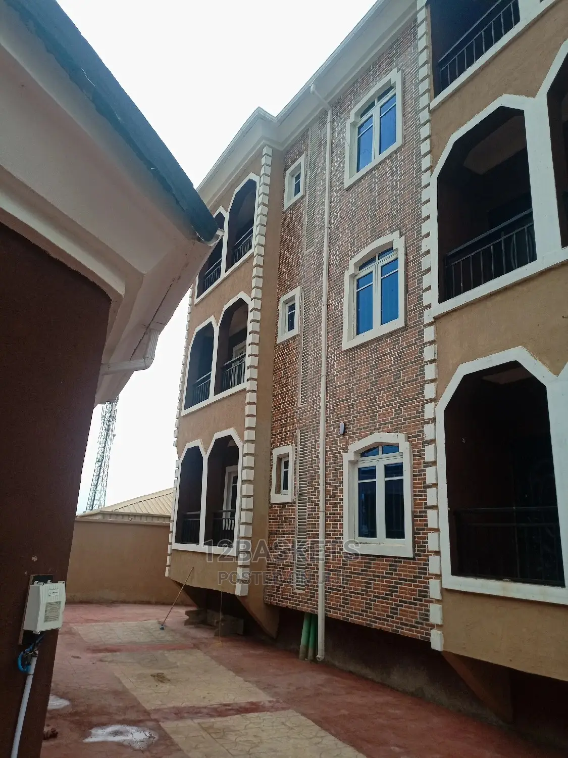 Furnished 2bdrm Block of Flats in Magboro, Obafemi-Owode for rent in Obafemi-Owode