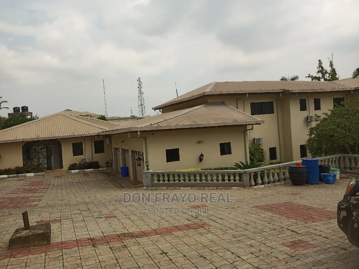 Furnished 10bdrm Mansion in Onikoko Agodi Gra for sale in Agodi