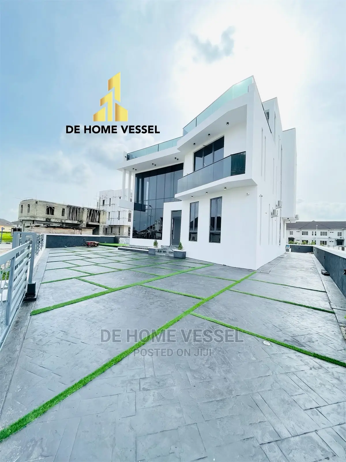 5bdrm Duplex in Osapa London for Sale in Osapa london