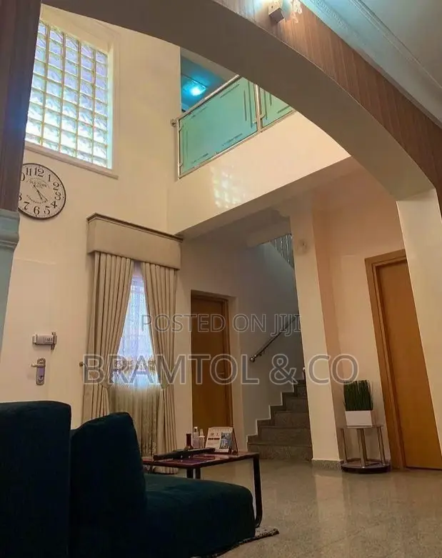 Furnished 4bdrm Townhouse / Terrace in Asokoro for rent in Asokoro