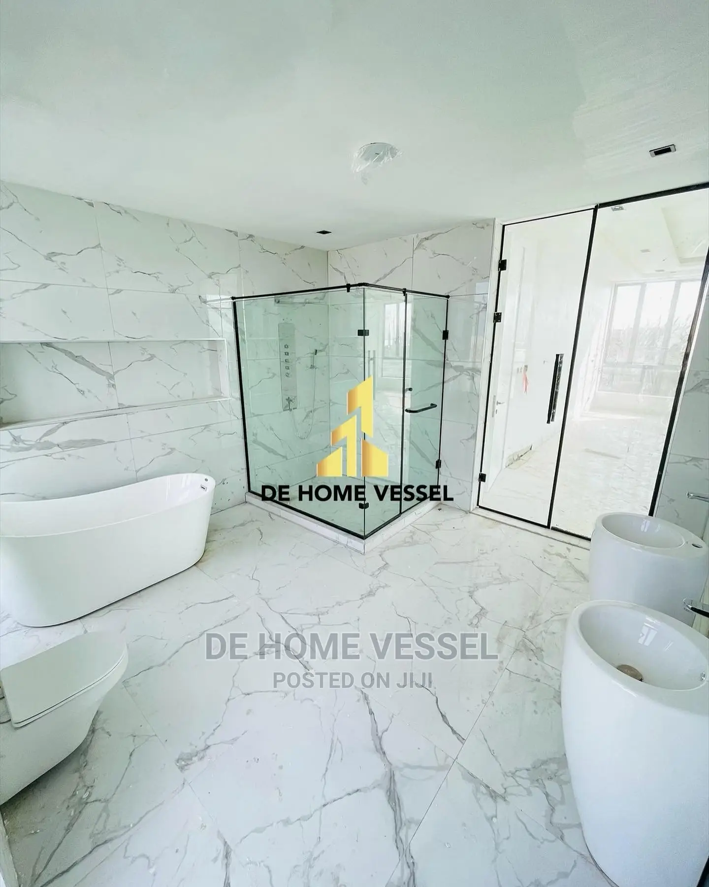 5bdrm Duplex in Osapa london for sale in Osapa london