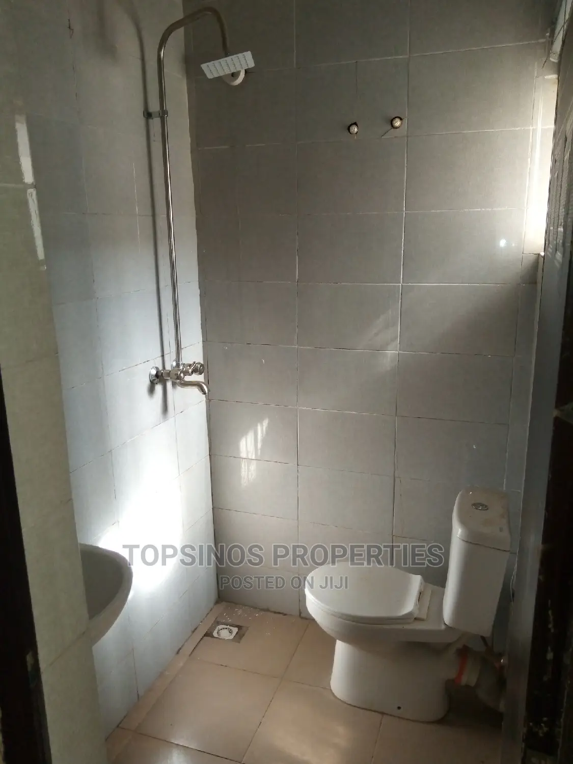 3bdrm Block of Flats in Dawaki for rent in Dawaki