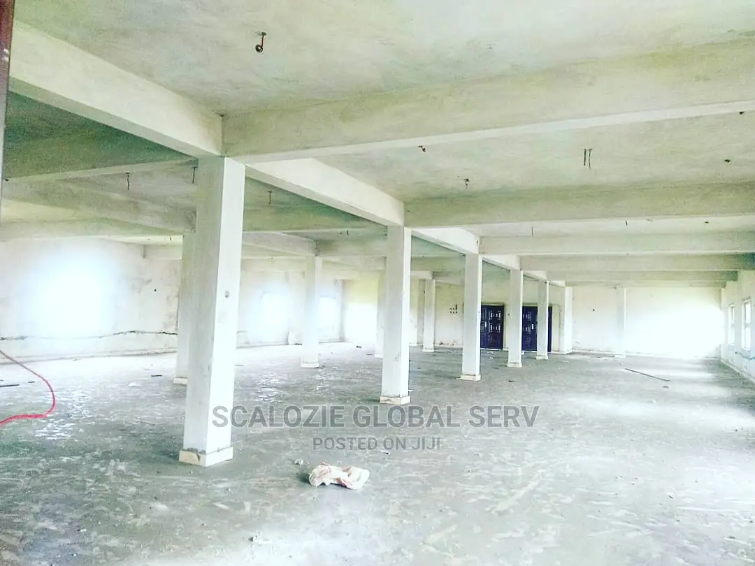 Ultra Modern Complex, Office Space and Lock Up Shops in Port-Harcourt