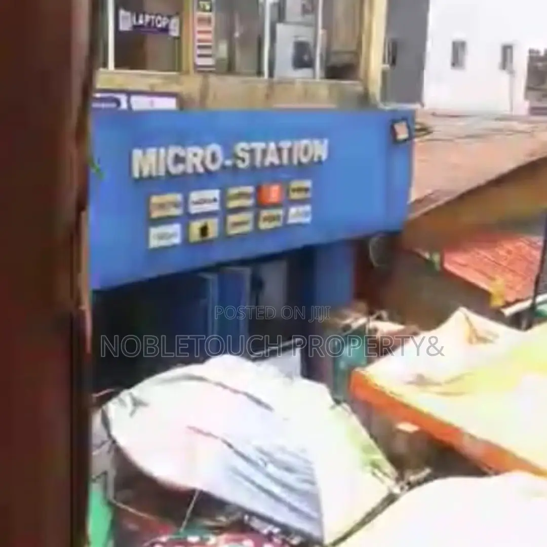 149 Lock Up Shops at Ikotun Bus Stop Ikotun Lagos in Ikotun / Ikotun/Igando
