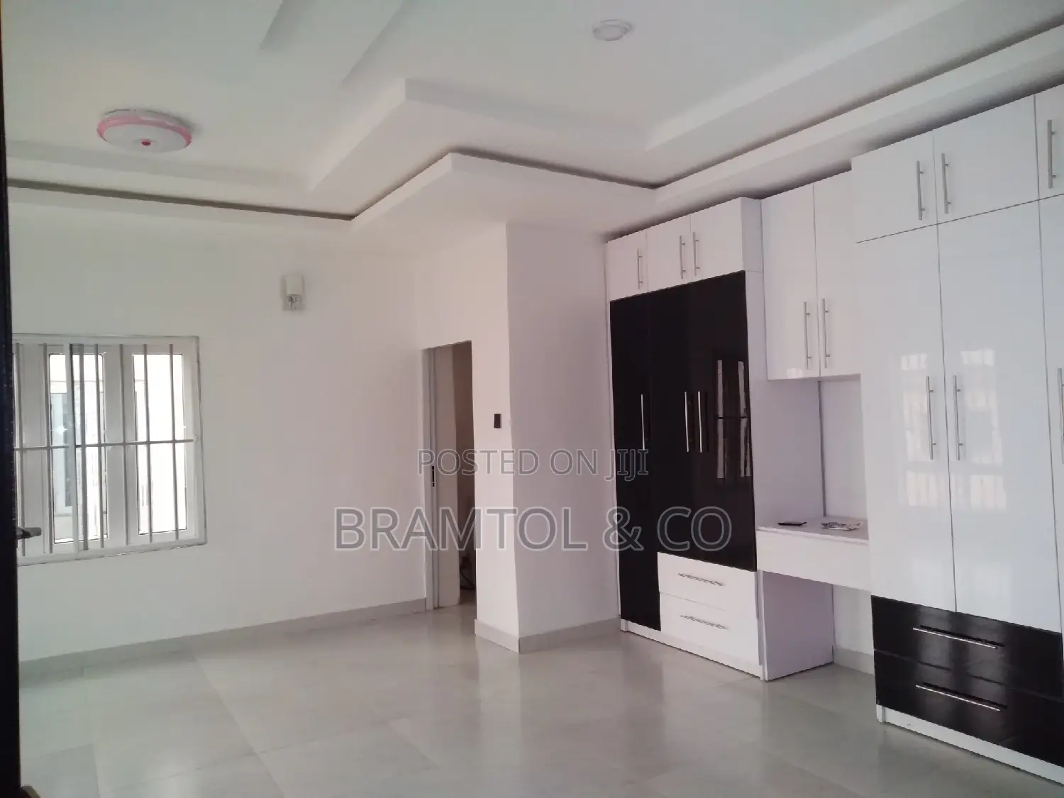 5bdrm Townhouse / Terrace in Mabushi for rent in Mabushi