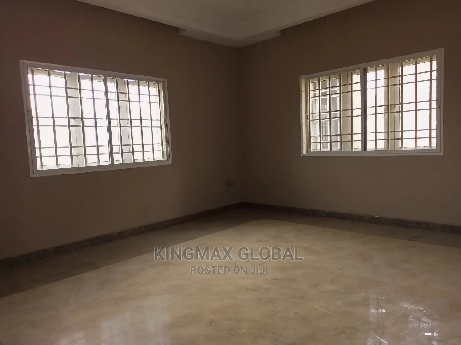4bdrm Duplex in Gaduwa for sale in Gaduwa