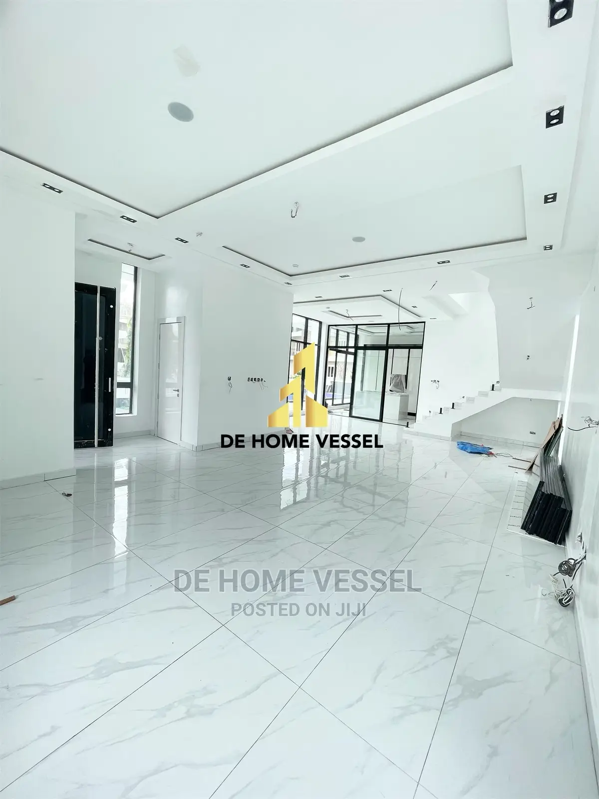 5bdrm Duplex in Osapa London for Sale in Osapa london