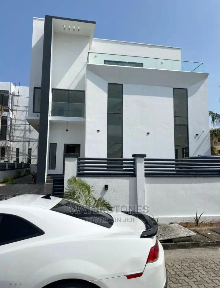 4bdrm Duplex in Asaba, Oshimili South for sale in Oshimili South