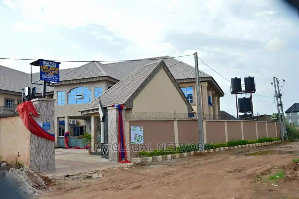 20 Rooms Functional Hotel in Owerri