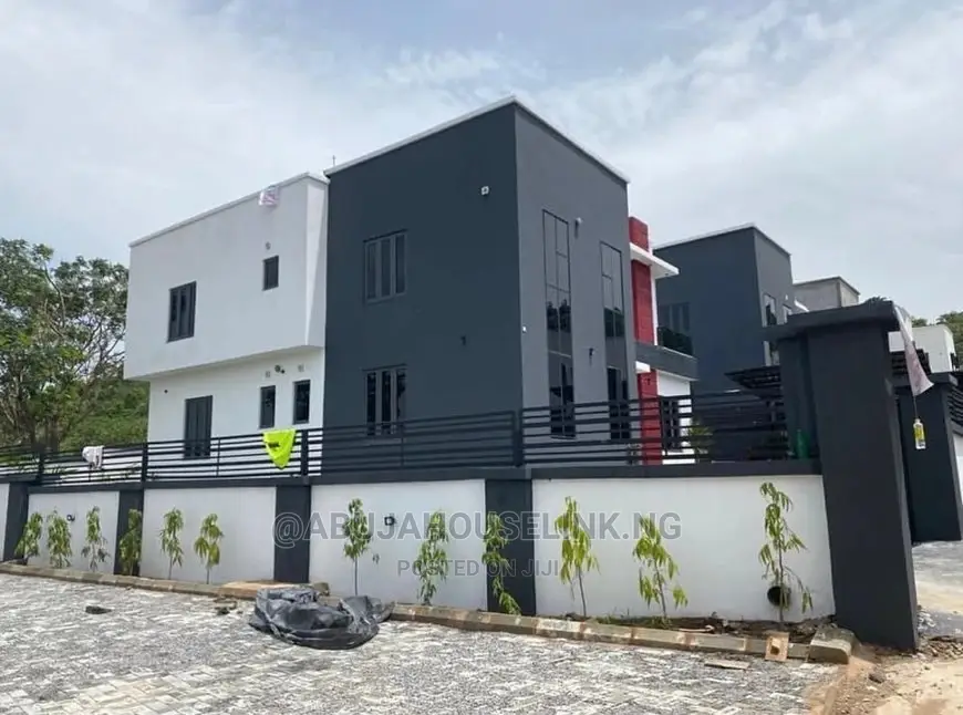 5bdrm Duplex in Katampe Extension for sale in Katampe Extension