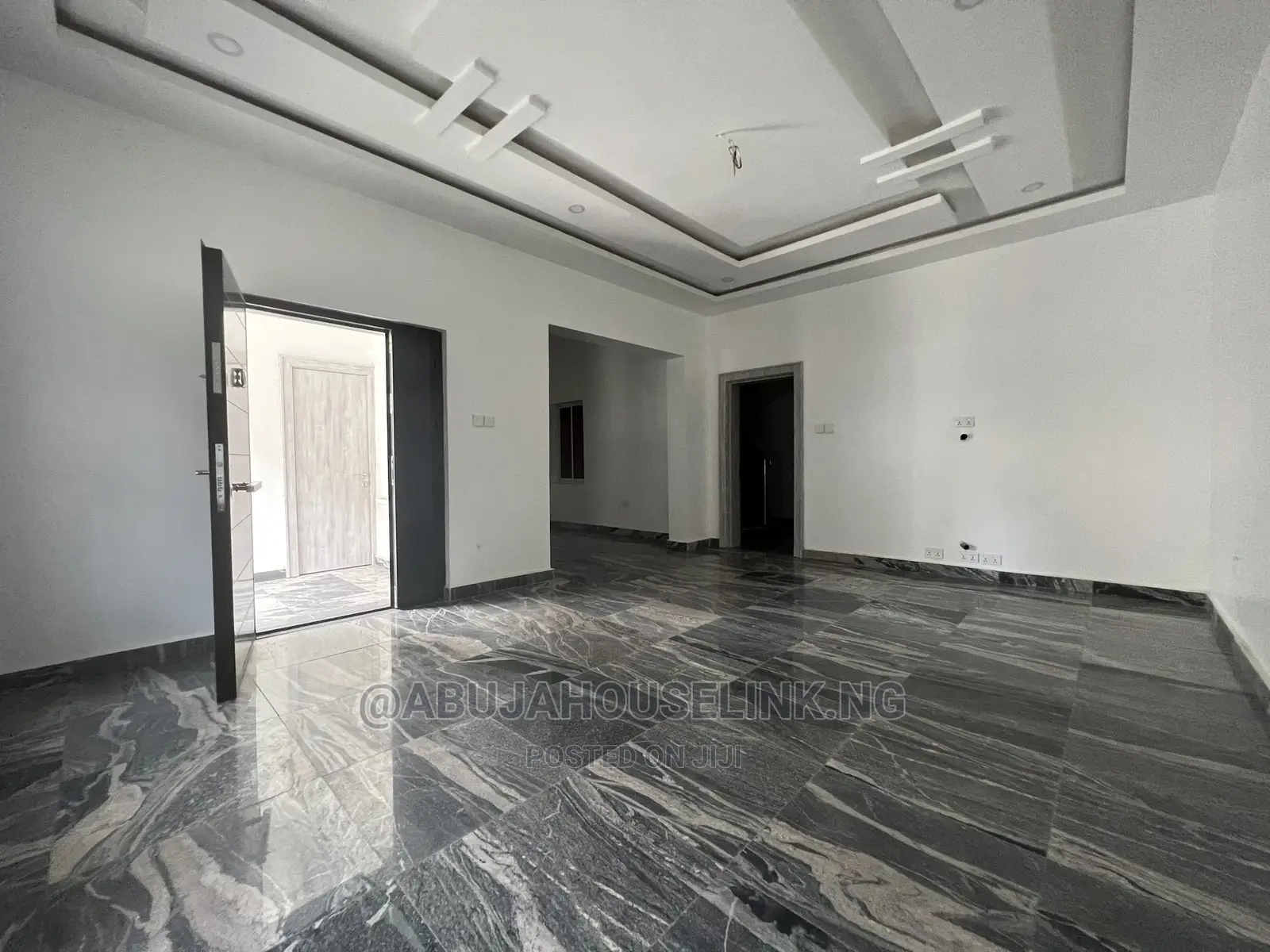 4bdrm Duplex in Gwarinpa for sale in Gwarinpa