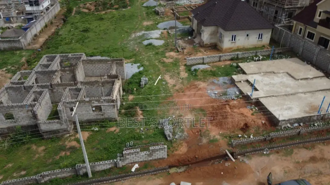 250 SQM Plot - 4 Bedroom Semi Detached Duplex in Idu
